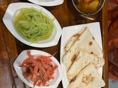 -岗底斯尼泊尔餐厅(万达店)