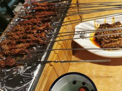 -喝丢一只鞋海鲜烧烤·海肠捞饭(东关街店)