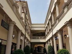 -佛罗伦萨小镇广佛名品奥特莱斯(疏港路店)