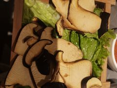 -阿婆情腊排骨火锅·野生菌季(古城旗舰店)