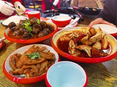 校门口麻辣莲藕片-老闵田螺馆·南昌特色小炒(梦时代店)