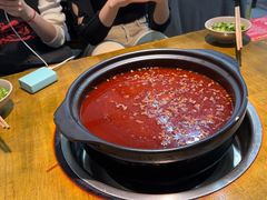 -爱妻·非遗鲜牛排火锅(川音店)