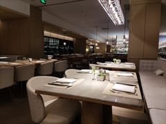 -上海佘山世茂艾美酒店