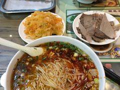 -陇上全荟兰州传统牛肉面(延吉路店)