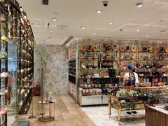 -VENCHI 闻绮(北京国贸商城店)