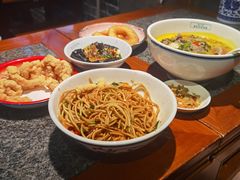 -湘下佬·老长沙吃货铺(顺成·大融城店)