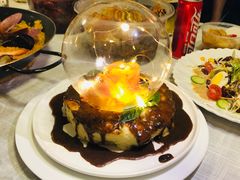 牛排蛋糕-LUCCA卢卡西班牙海鲜饭(远洋广场店)