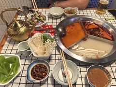 -山悦里 山野·鲜火锅(罗斯福广场店)