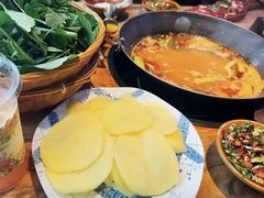-贵厨酸汤牛肉(花果园国际中心店)
