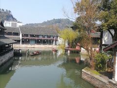 -鲁镇