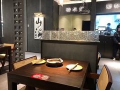 -张翻越·川渝冒菜·武汉黑鸭煲(城北万象城店)