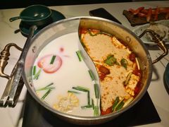 -椰子湾·海南火锅·糟粕醋·椰子鸡(正大广场店)