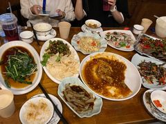 -小厨子私房菜·云南美食店