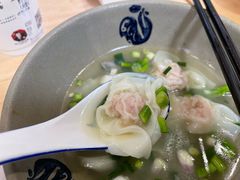 鲜肉抄手-莽子抄手米线(南坪直营店)