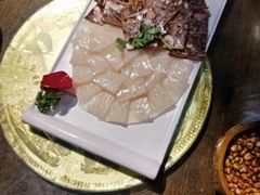 -大宝全猪馆(南京路店)