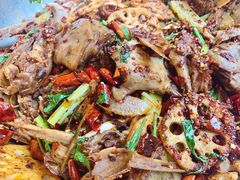 主打的干锅鸭头-安诚居干锅鸭头(八角店)