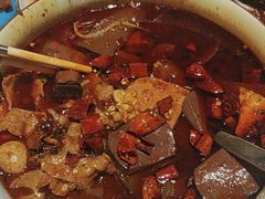 -渝信川菜 · 川味家常菜(财富购物中心店)