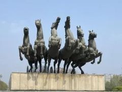 -洛阳周王城天子驾六博物馆