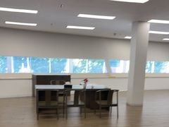 -深圳锦龙奥迪4S店(前海店)
