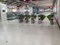 -汉阳火车站(地铁站)