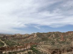 -冰沟丹霞旅游景区