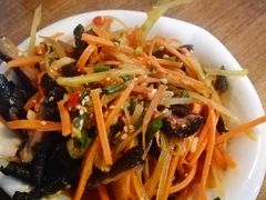 麻辣无骨鸡爪-三生小馆(亭知路店)