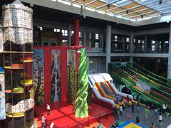 -蒙特利亲子乐园