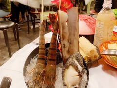 -鲜入围煮花胶鸡海鲜火锅