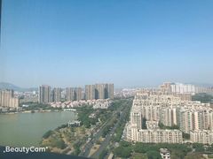 -荣誉国际酒店-云顶旋转餐厅