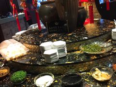 -洪焱重庆老火锅(万福花园店)
