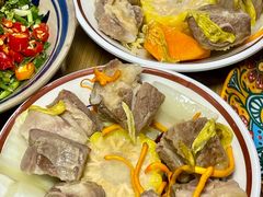 -洱火云南酸菜牛肉火锅(石景山当代商城店)