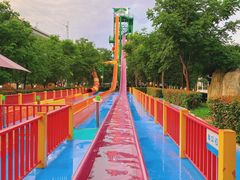 -汤山欢乐水世界