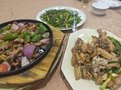 -正宗鸡饭粤香酒家(朱村店)