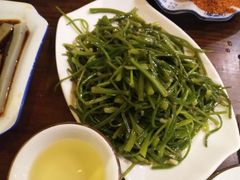 -小厨子私房菜·云南美食店