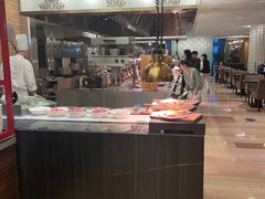 -圣丰索菲特·2 On 988 Café 自助餐厅