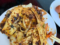 凉拌干豆腐-李刚鸡西刀削面