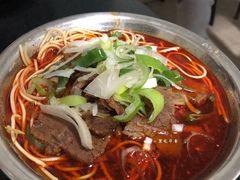 -薛记襄阳香辣牛肉面(平安路店)