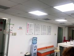 -百邦苹果官方授权维修(好世界商场店)