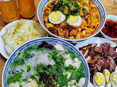 -天发芽·何记葫芦头泡馍·传统小吃(报恩寺街店)