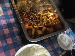 -老街烧烤大排档·地道湖北菜·龙虾馆(汉口火车站店)