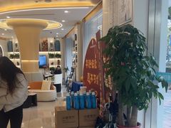 -皓齿连锁·雅贝健口腔·种植·矫正中心(虹口曲阳路店)