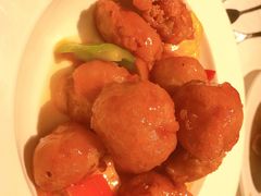 菠萝咕噜肉-港丽餐厅