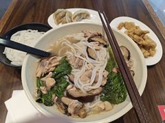 -老妈米线(港龙店)