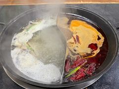 -重庆故事姊妹老火锅(财经学院店)