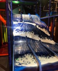 -kidsland(颐堤港店)