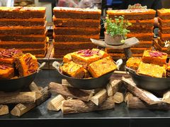 -八一路好吃街(雨田商务大厦店)