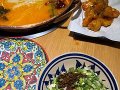 -洱火云南酸菜牛肉火锅(石景山当代商城店)