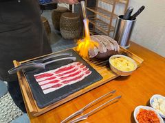 -石頭記榴莲烤肉(万达金街店)