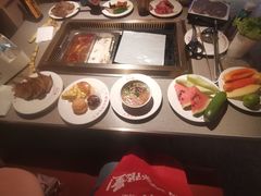 -芝小官毛肚火锅海鲜自助(苏州吴江区万宝店)