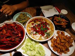 -叶派龙虾•招牌香辣蟹·海鲜(中海国际店)